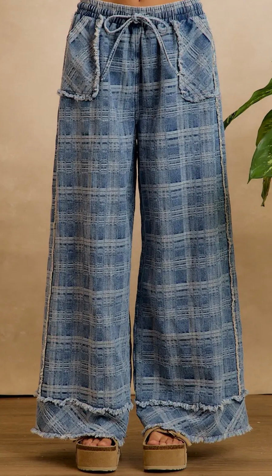 Checkered Wide Leg Jeans